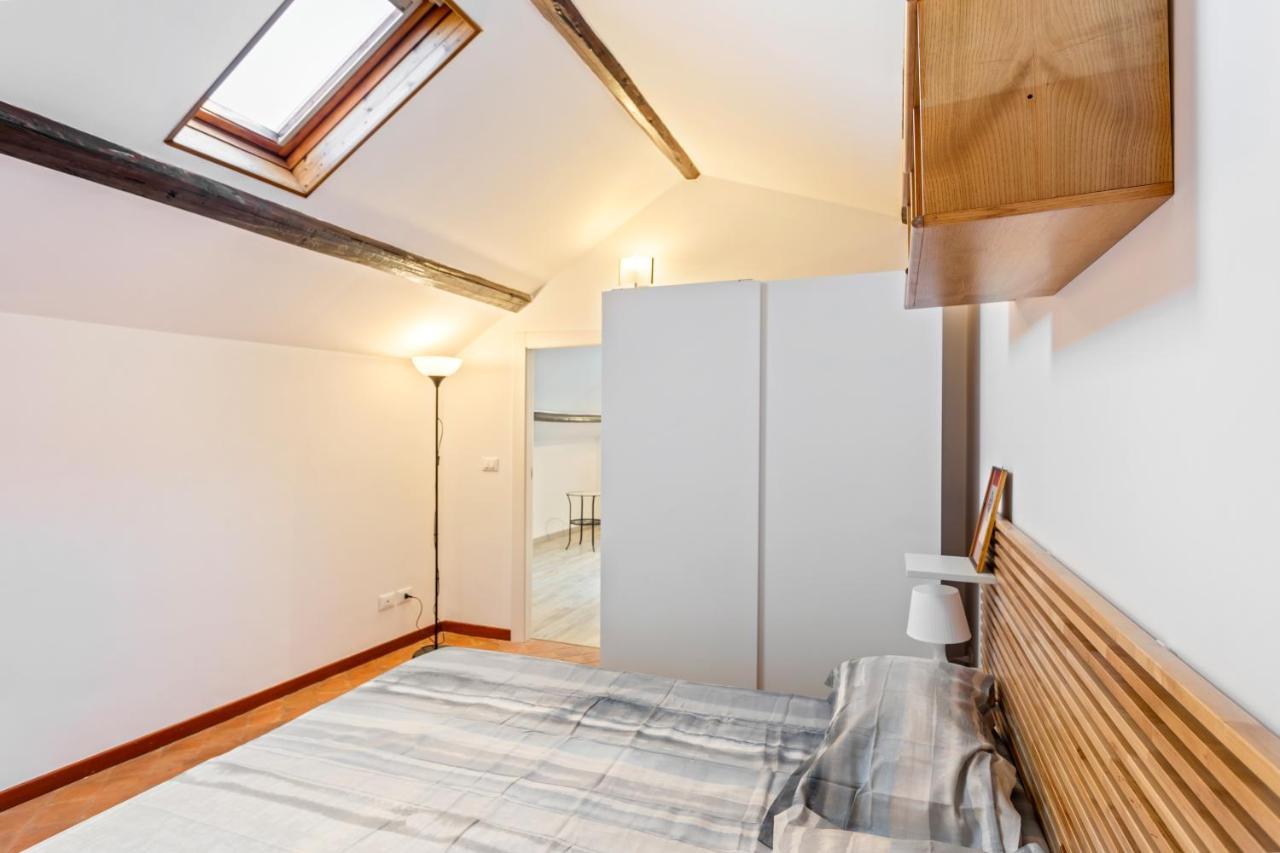 Liberta Frame Apartment With Terrace And Etna View كاتانيا المظهر الخارجي الصورة