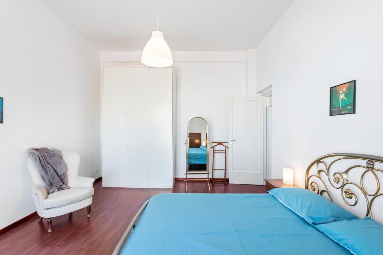 Liberta Frame Apartment With Terrace And Etna View كاتانيا المظهر الخارجي الصورة