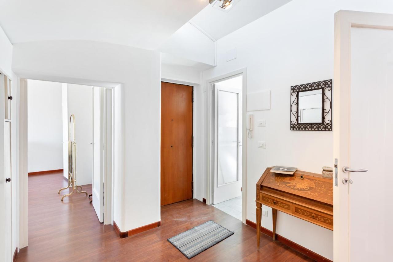 Liberta Frame Apartment With Terrace And Etna View كاتانيا المظهر الخارجي الصورة