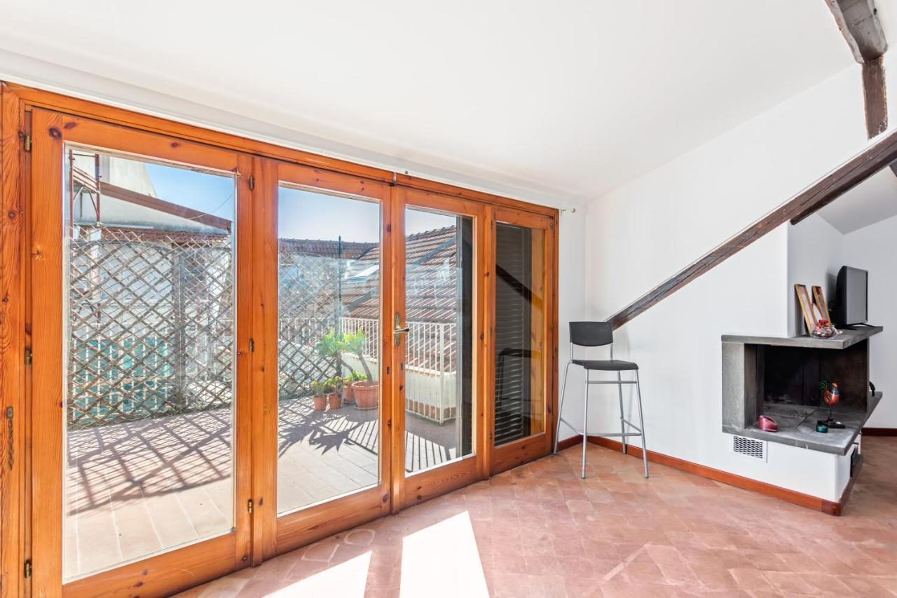 Liberta Frame Apartment With Terrace And Etna View كاتانيا المظهر الخارجي الصورة